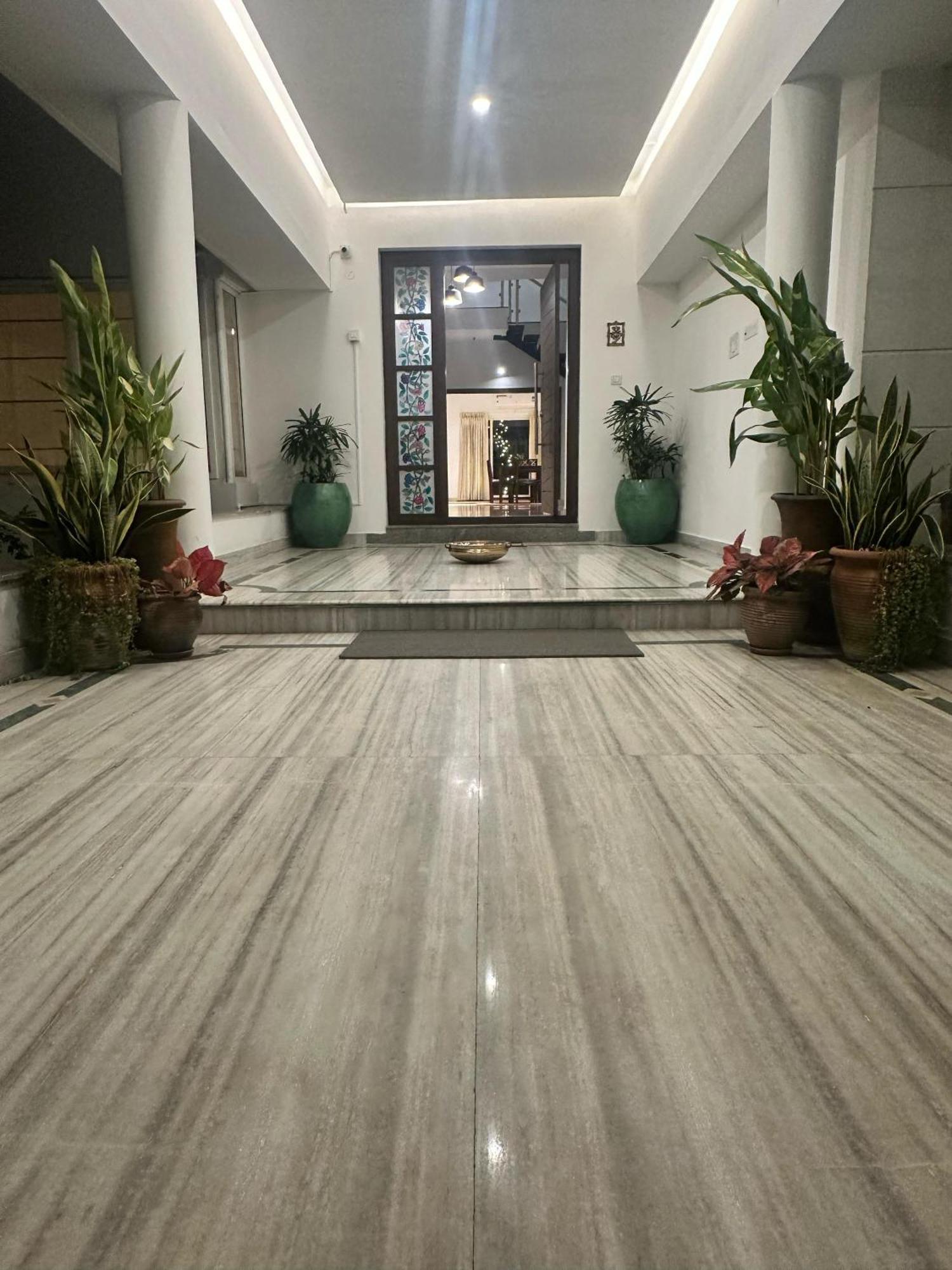 Villa Ithaka By Youkoso Chennai Eksteriør bilde